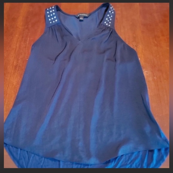 Rock & Republic sleeveless ladies blouse a size small. - Picture 3 of 9